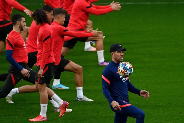 吴前18分浙江6人上双击败上海 王哲林13+13