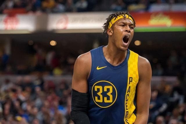 快船与凯琼斯签下双向合同 季前赛场均8+5+2帽