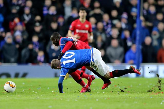 拜仁后卫阿方索酒驾被抓 吊销驾照+禁赛一个月